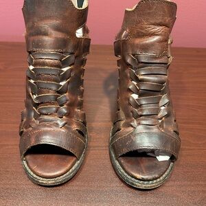 Freebird by Steven cognac Bongo! Size 8